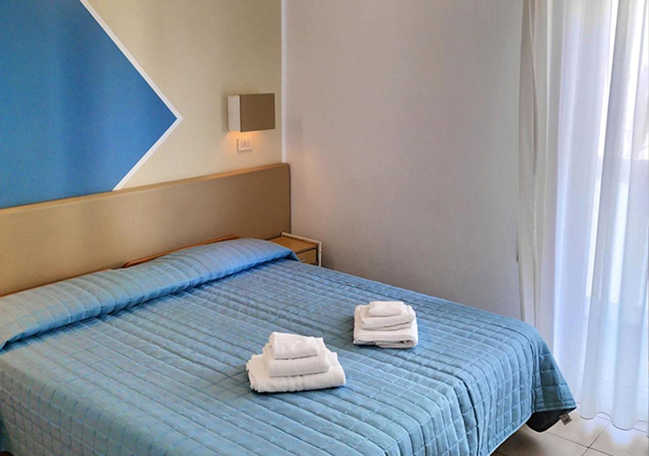 Hotel Cà Vanni Rimini Exterior foto